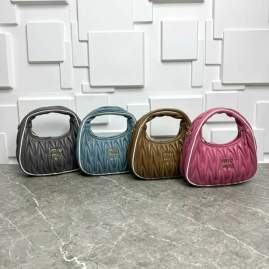 Picture of Miu Miu Handbags _SKUfw217039333fw